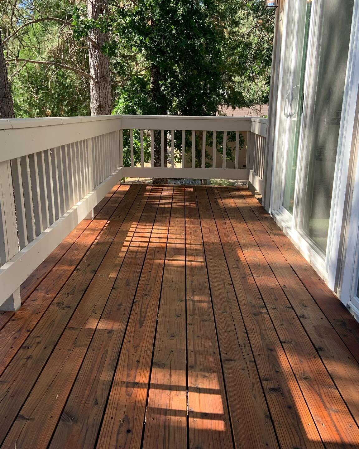 Deck Restoration and Refinishing